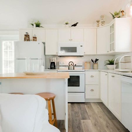 Mahone Bay Hide-Away Apartment Екстериор снимка